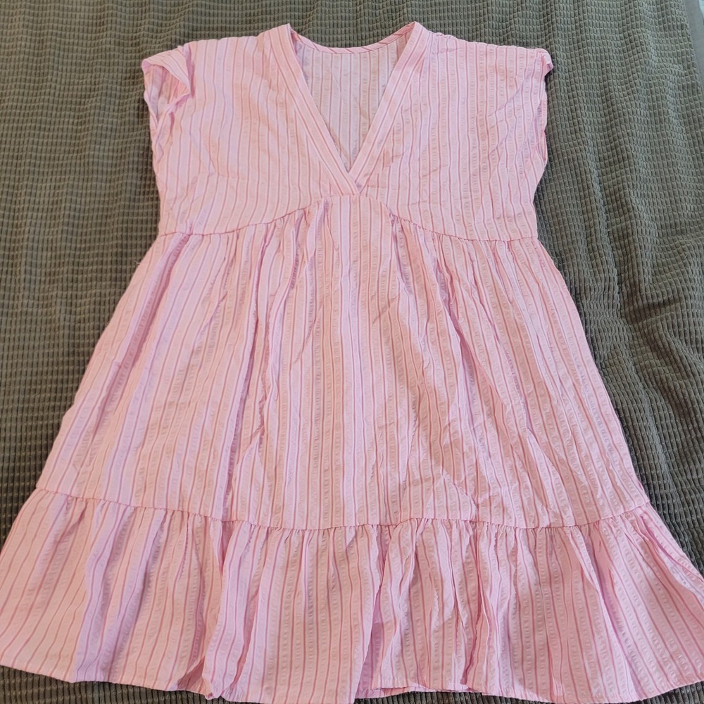 Women Dress L Pink Striped Seersucker V-Neck Tiered Babydoll Summer Mini